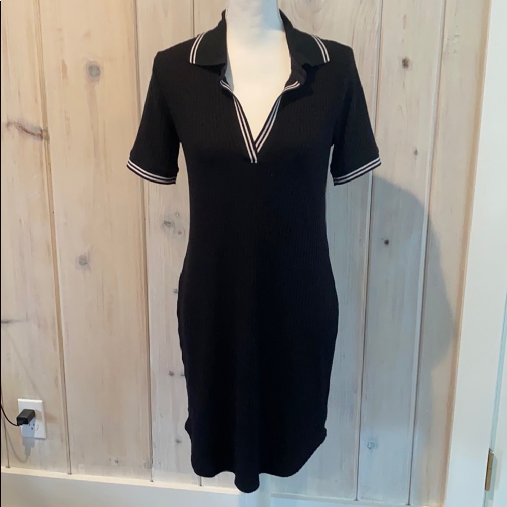 Black Splendid ribbed dress with collar. NWT